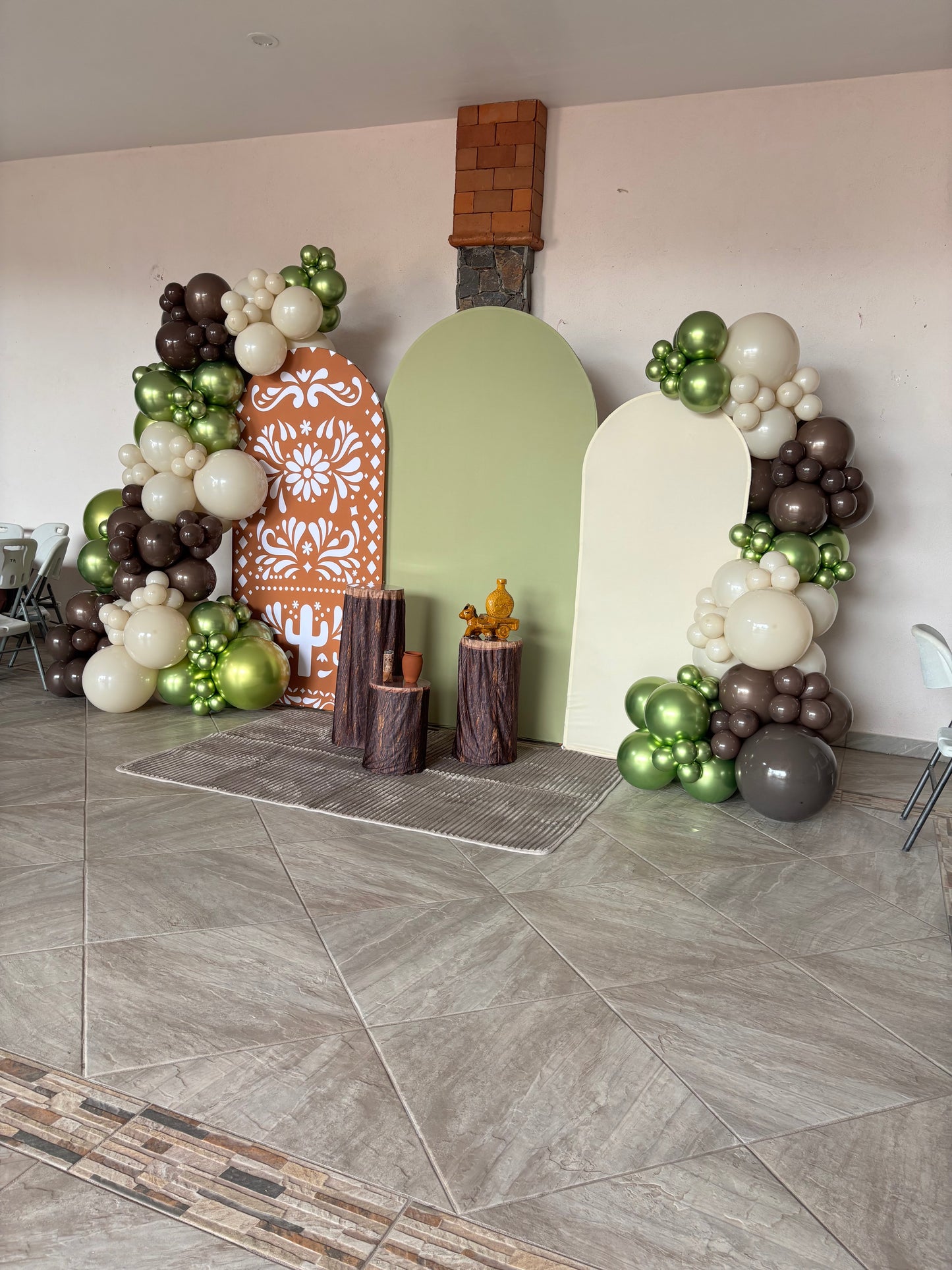 Talavera Brown/Green/Beige Garland Balloon Decor